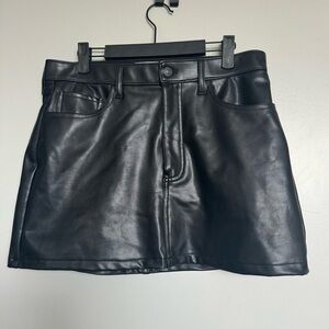 NWT Abercrombie + Fitch Vegan Leather Mini Skirt Size 30